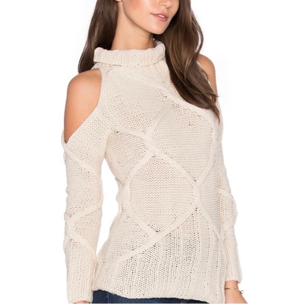 ROI cold‎ shoulder cable knit oatmeal sweater msrp $358.